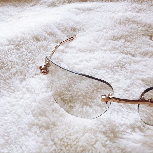 Ophelia Clear Floral Chic Sunglasses - Picture 7 of 10